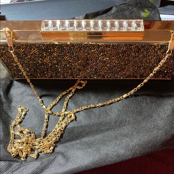 Purse - Picture 1 of 6